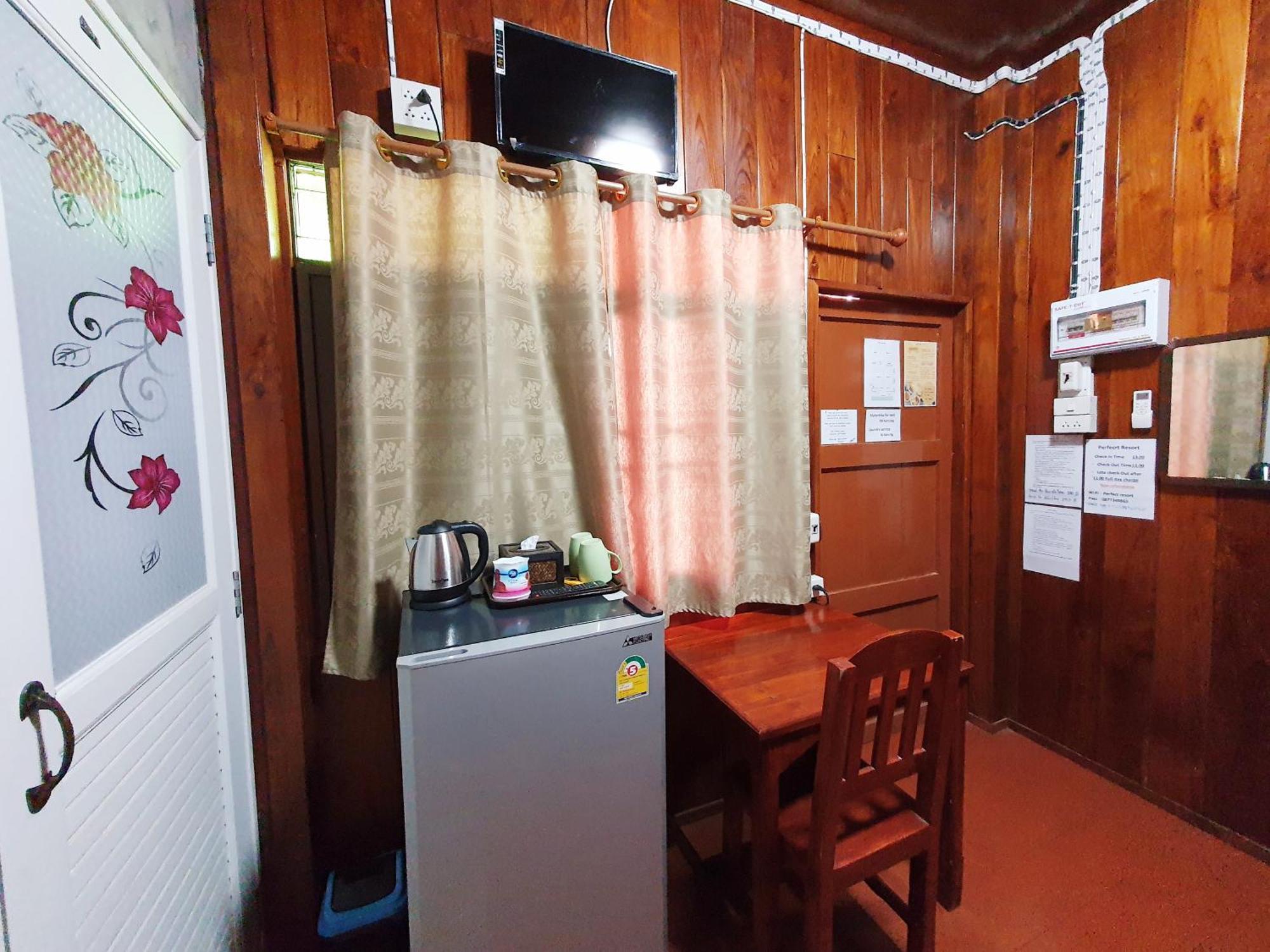 Perfect Resort And Motorbike & Bicycle For Rents Sukhothai Bagian luar foto