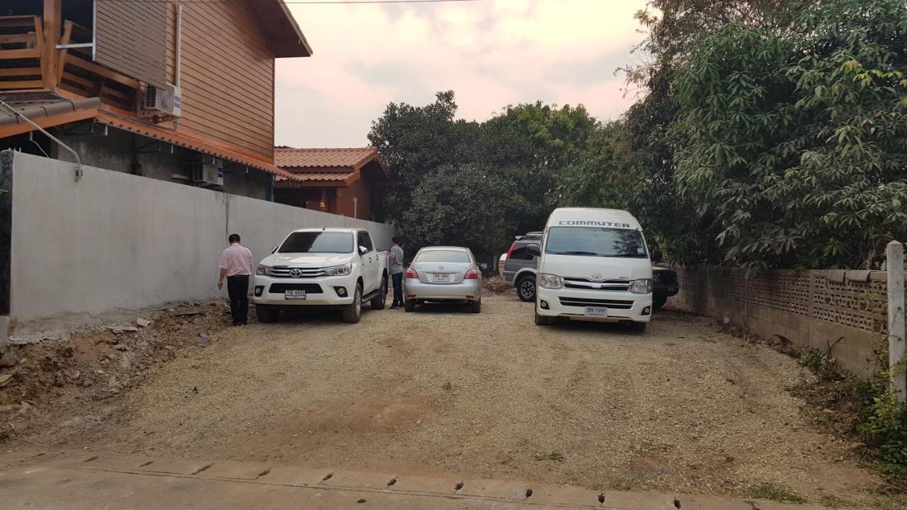 Perfect Resort And Motorbike & Bicycle For Rents Sukhothai Bagian luar foto
